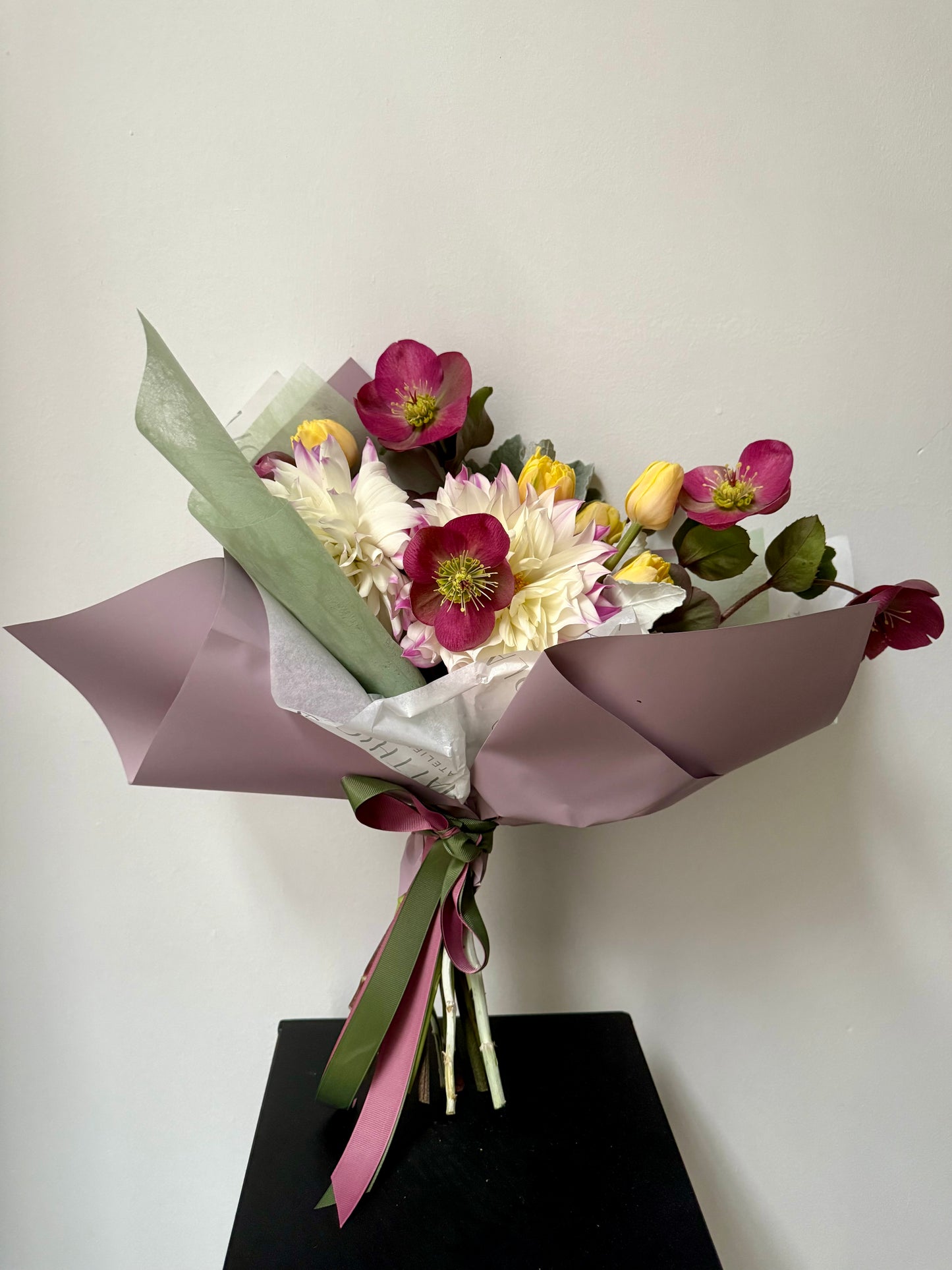 Ramo de Autor con Flores de Temporada – Creación Exclusiva y Sorpresiva