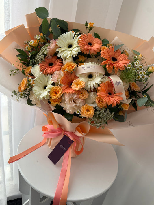 Ramo de flores mistas elaborado en espuma