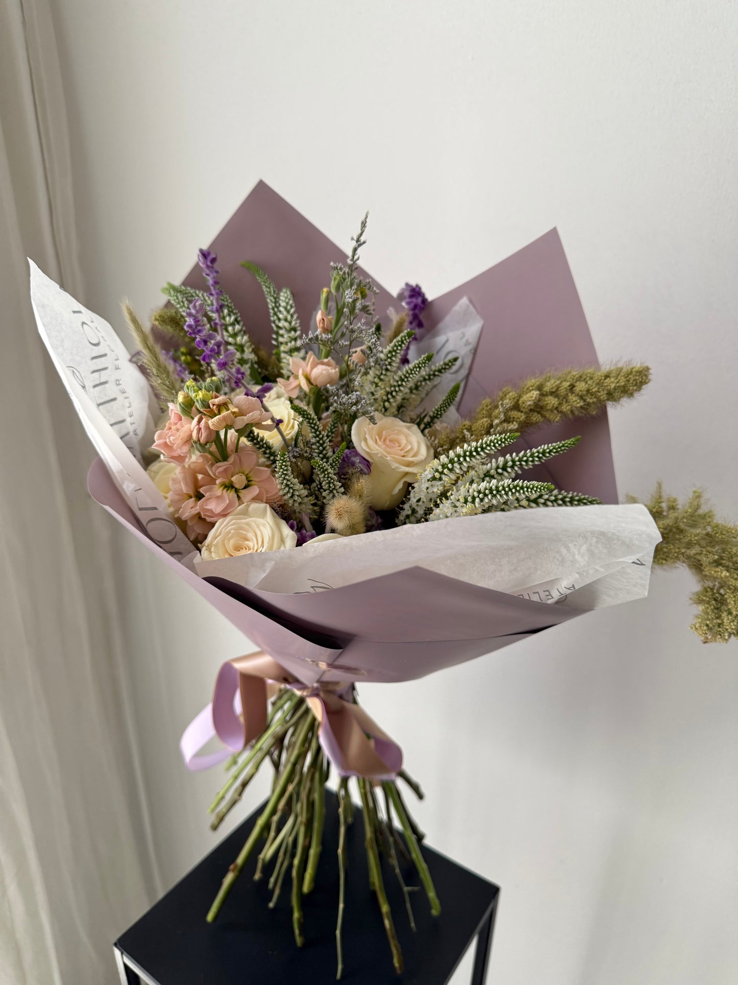 Ramo de Autor con Flores de Temporada – Creación Exclusiva y Sorpresiva